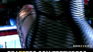 i'm nikki benz, big-tit brunette stripper, fuckin' a client at work, oh god