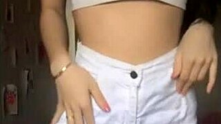 i love watching this vietnamese beauty dance seductively in the room