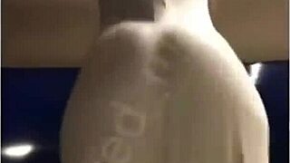 She makes her big ass clap