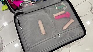 فتاة مؤخرة وصدر كبير تتحدث عن تجربة نادي سوينغر مجنون في المطبخ 😍