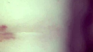 karısını domaltıp sikerken videoya çekmiş kocas