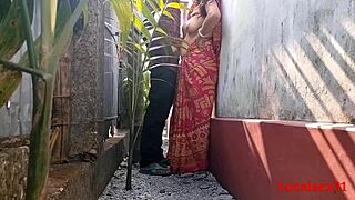 Istri Desa Nikmatin Seks Outdoor di Video Siang Hari oleh Localsex31