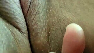licking that asian pussy so good, with fingering too! 😋
