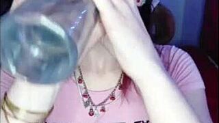 shyyfxx, sıcak kız arkadaşın sinemada rol yapmada seks için yalvarıyor