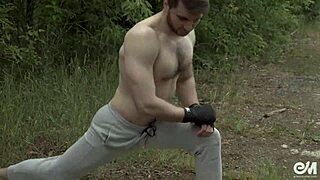 I stripped naked and got hard during my gay workout.