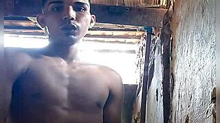 Pantaneiro kuasai lelaki favela dengan aksi kote ganas di Instagram