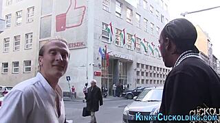 i watch my cuckolding mistress fucks with big cock, it's so hot!