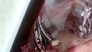 Nguyen Thi Ngoc Duyen's wild bottle play session