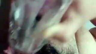 Nguyen Thi Ngoc Duyen's wild bottle play session