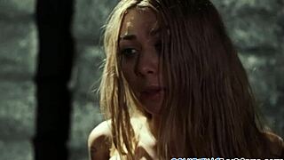 milf squirts on teen's face during lesbian queening