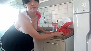 Latina pornstar washing dishes suggestively