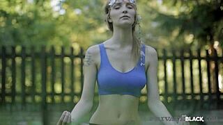 Horny European Luna Rival In Interracial 69?