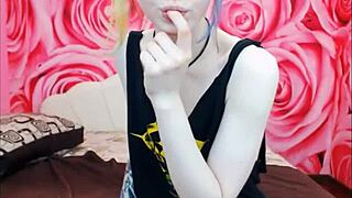 I am cute tattooed teen 18+ on webcam