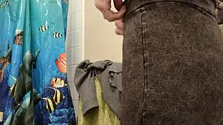 Mature Tgirl Crossdressing In Stockings!