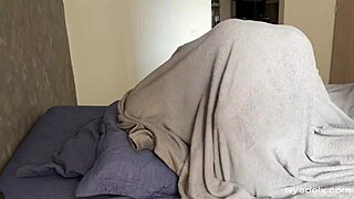 Is This Morning Fuck Under Savannah Too Intense For Amateur Couple?