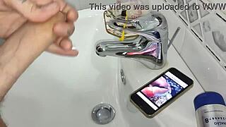 Gardener masturbates to boss's XVideos page in bathroom!