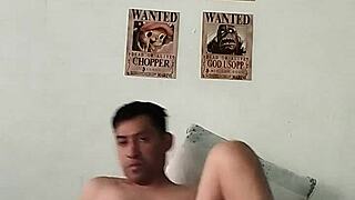 Gay Massage Leads To Masturbation On Bed!