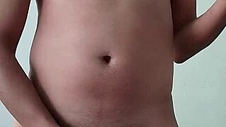 Gay Massage Leads To Masturbation On Bed!