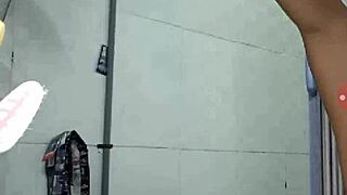 check out this gay handsome guy putting on a show