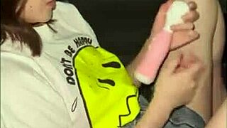 Ayu, la Esposa Japonesa Sumisa, Monta en Adulterio Prohibido y Recibe Corrida