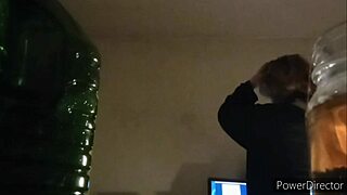 spying on amateur changing in pov, give us a sub to join 😏