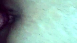 I gave my girlfriend a creampie in her pussy with a friend