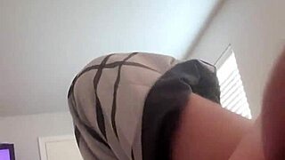 Can you finger bang your wife to a hard orgasm?