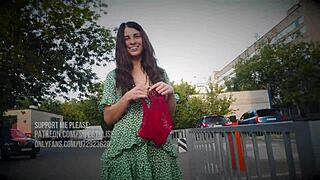 Saya Flash Titek Dan Upskirt Di Awam Tanpa Seluar Dalam