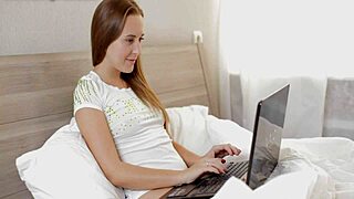 teen courtesan bonks like mad 😈