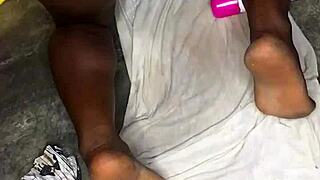 Watch me spread my ass before seeing my married man?