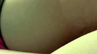 Девушка глотает каждую каплю моей спермы