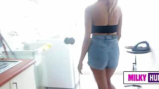 Yorgelis carrillo latina maid fucks for raise and cumshot