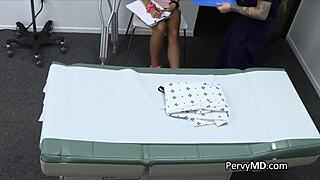 Fixing legs turns into threesome on the exam table 😏