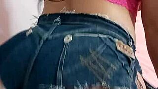 morena gostosa dancing funk with passion