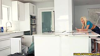 Kyle, slam that fat cock into Tiffany Watson's shaved pussy!