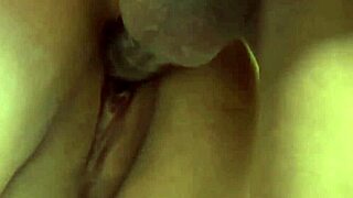 bare shemale gives hardcore blowjob!