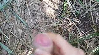 आज पब्लिक में फेशियल मिला, यकीन नहीं होता कितना डेयरिंग था!