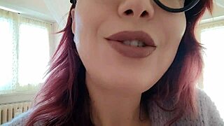 Stepmom in glasses seduces with homemade charm