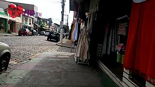 Cristina almeida, why flash in the restaurant?