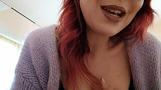 Stepmom in glasses seduces with homemade charm