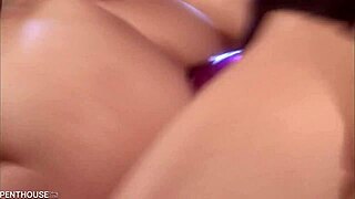 Poolside muff diving in 69 with blondes!