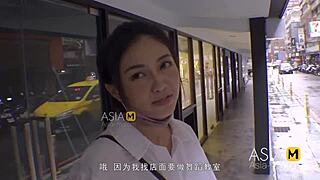 哇，宋楠一被搭讪进行狂野街头行动