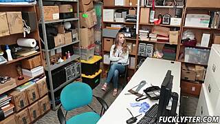 lana sharapova featured in case 7492305