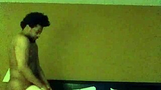 สาวขาวทำปากและเซ็กส์