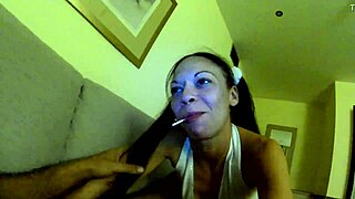 la colegiala tiene hambre 😋