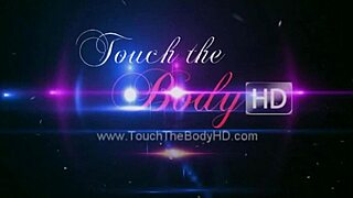 Bronze indisk babe nyder afslappende intim massage med omsorg