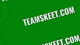 Petite Teen Gets Hardcore Pounding From Lusty Stepbrother In Car Sideways