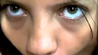 18 year old beautiful university amateur wants me to fuck her