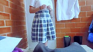 i fucked my mexican classmate and she had her first orgasm