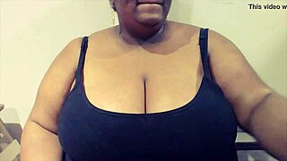 Does Latasha Suck Dildo?